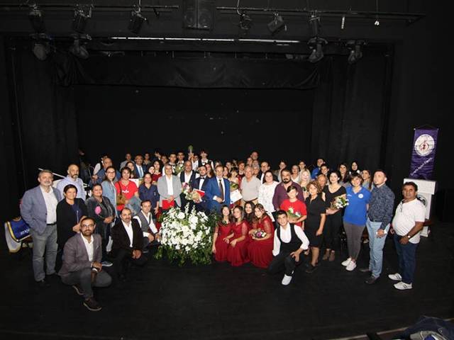 Türkler Güzel Sanatlar Lisesi Yararına Konser